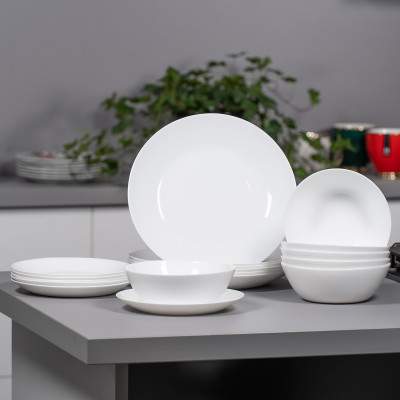 Komplet obiadowy ze szkła hartowanego z miseczką Opalex Classic 18-elementów