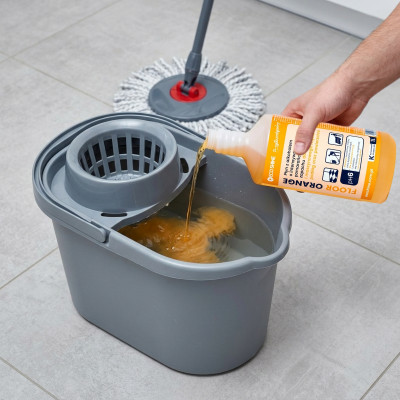 Płyn do mycia podłóg z alkoholem Eco Shine Floor Orange 1L